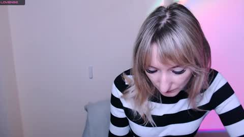 Snapshot of amandasentin chatting on July 8, 2026, 7:35 am Amanda online show from July 8, 2026, 7:35 am
