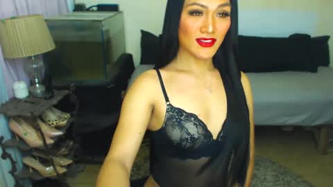 Suzie online show from January 10, 2025, 11:39 pm