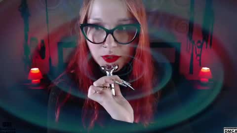 Snapshot of amanita__pantherina chatting on December 9, 2024, 3:33 pm Goddess Amanita online show from December 9, 2024, 3:33 pm