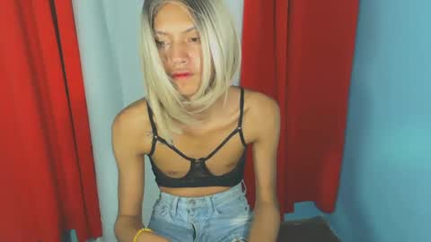 amara_fuck69 online show from January 23, 2025, 9:50 am