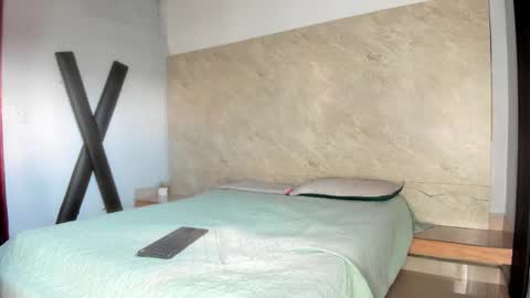 Snapshot of amara_luxe chatting on October 16, 2025, 7:59 pm amara_luxe online show from October 16, 2025, 7:59 pm