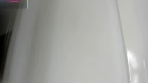 Snapshot of amara_rousse chatting on September 14, 2025, 11:31 am amara_rousse online show from September 14, 2025, 11:31 am