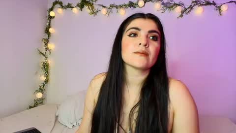 Amara Vega  online show from April 24, 2026, 10:39 am