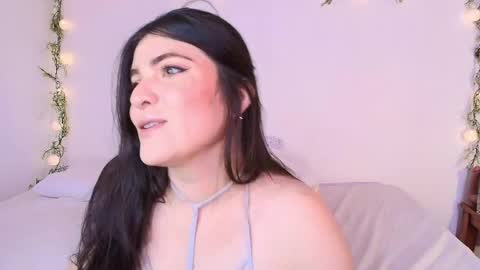 Amara Vega  online show from April 27, 2026, 4:16 pm