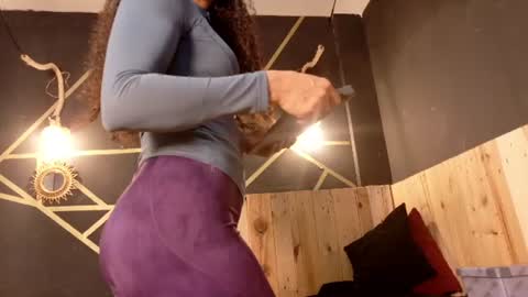 Snapshot of amara_vex chatting on June 24, 2026, 12:15 pm amara_vex online show from June 24, 2026, 12:15 pm