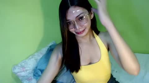 BELLA online show from August 6, 2026, 1:57 pm