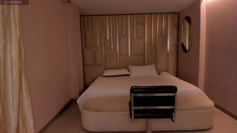 Snapshot of amaradivinex chatting on April 4, 2026, 12:02 pm Amara Di online show from April 4, 2026, 12:02 pm