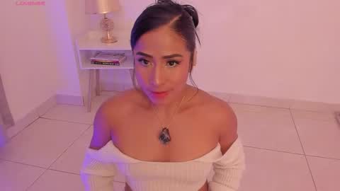 Snapshot of amaraht_ chatting on October 14, 2025, 8:59 am Amara online show from October 14, 2025, 8:59 am