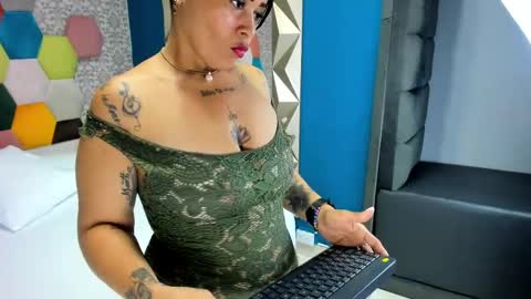amarantha_hans online show from February 21, 2025, 7:43 pm