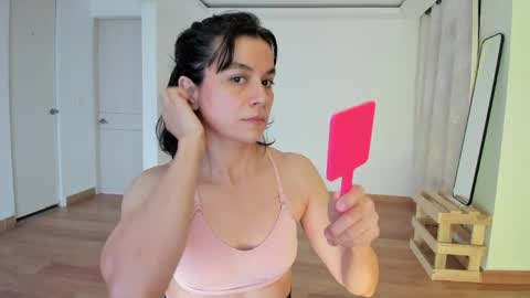 Amarantha online show from April 3, 2026, 9:57 pm