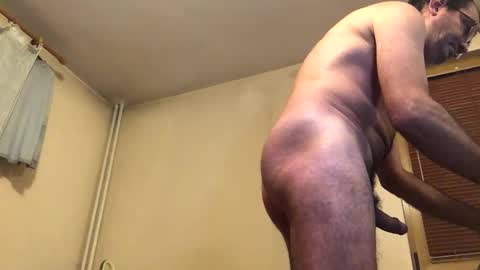 Snapshot of amaranther chatting on November 17, 2025, 6:57 pm Amaranther online show from November 17, 2025, 6:57 pm