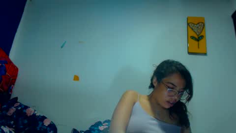 Amara Julia online show from December 6, 2024, 8:51 pm