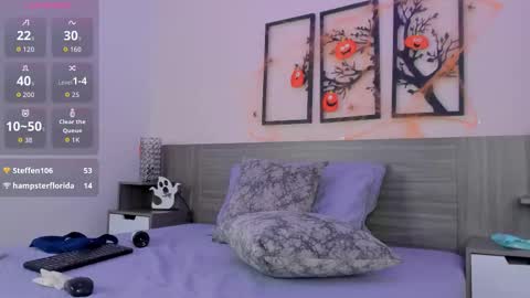 Snapshot of amaravelez chatting on October 21, 2025, 4:19 pm Amara online show from October 21, 2025, 4:19 pm