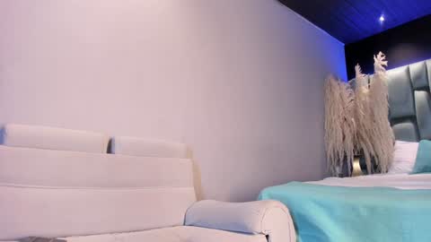 Emily online show from January 4, 2025, 11:22 am