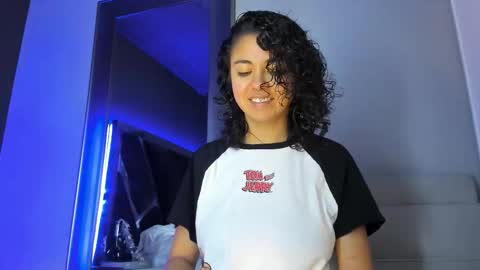 Snapshot of amarettho chatting on September 22, 2025, 11:12 am Emily online show from September 22, 2025, 11:12 am