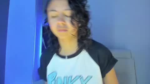 Snapshot of amarettho chatting on October 3, 2025, 11:29 am Emily online show from October 3, 2025, 11:29 am