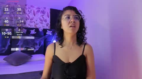 Snapshot of amarettho chatting on November 2, 2025, 11:34 am Emily online show from November 2, 2025, 11:34 am