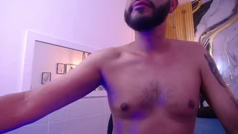 amaro_jhonson online show from June 15, 2026, 12:07 pm