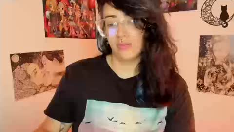  Katt   online show from October 18, 2025, 11:27 pm