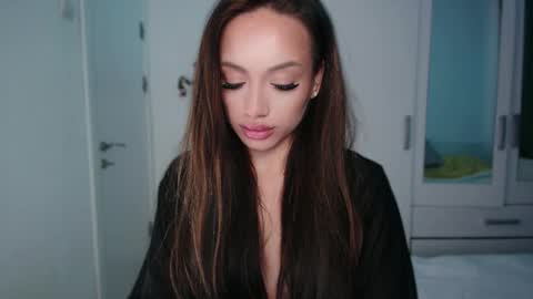 amateur_fitbabex online show from October 28, 2025, 7:01 am