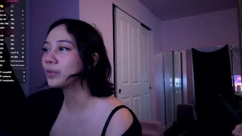 Snapshot of amateuroras chatting on June 23, 2026, 3:37 am leash online show from June 23, 2026, 3:37 am