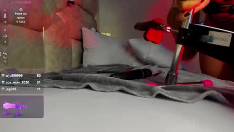 AMATISTA online show from December 1, 2025, 8:03 pm