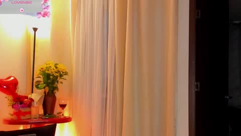 Amatista online show from November 14, 2025, 10:51 pm