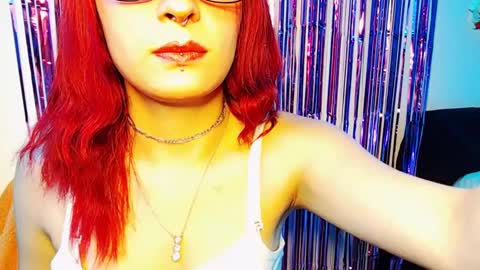 amatistapink3 online show from September 29, 2025, 7:40 pm