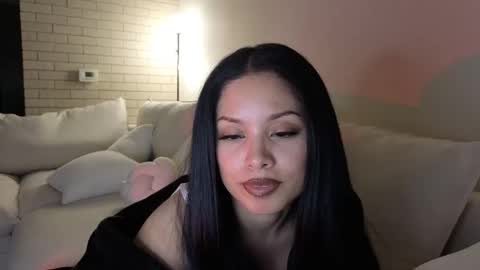 Snapshot of amaya_floress chatting on April 2, 2026, 5:49 am amaya_floress online show from April 2, 2026, 5:49 am