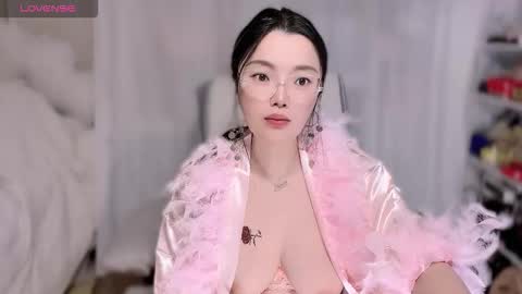 yooo online show from February 8, 2026, 4:05 am