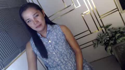 Snapshot of amayafucks1 chatting on April 9, 2026, 9:47 am Amaya online show from April 9, 2026, 9:47 am