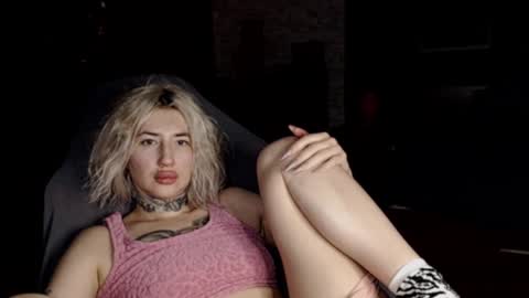 Snapshot of amayamalina chatting on January 12, 2025, 2:09 pm Malina online show from January 12, 2025, 2:09 pm