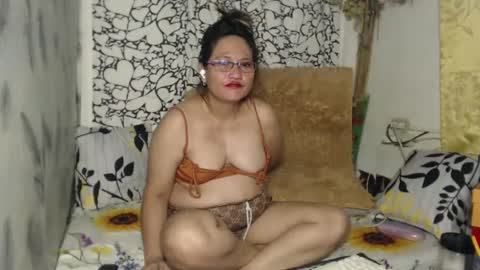 amazing angel online show from March 3, 2025, 11:35 pm
