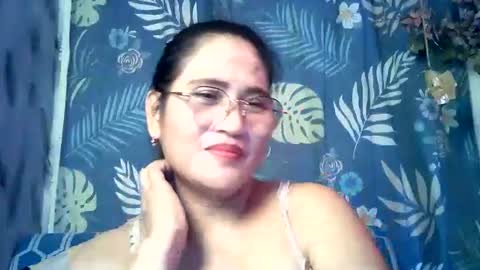 Snapshot of amazing_angel22 chatting on September 24, 2025, 4:16 am amazing angel online show from September 24, 2025, 4:16 am