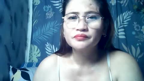 Snapshot of amazing_angel22 chatting on October 6, 2025, 4:37 pm amazing angel online show from October 6, 2025, 4:37 pm