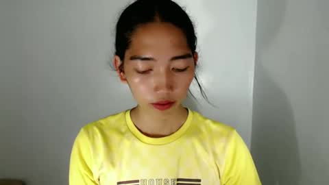 CALL ME GRACE online show from May 6, 2026, 1:36 am