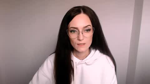 Izza online show from November 11, 2025, 8:14 am