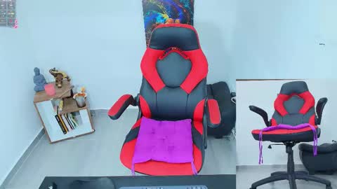 Snapshot of amba_rosee1 chatting on January 17, 2026, 1:38 pm AMBAR online show from January 17, 2026, 1:38 pm