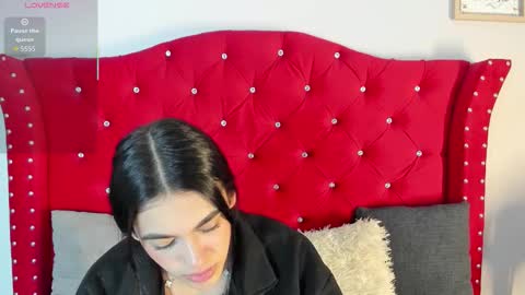 ambar1_ls online show from February 3, 2026, 3:26 am