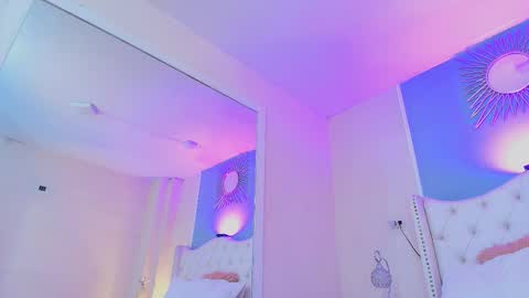 Ambar Colling online show from October 22, 2025, 2:39 pm