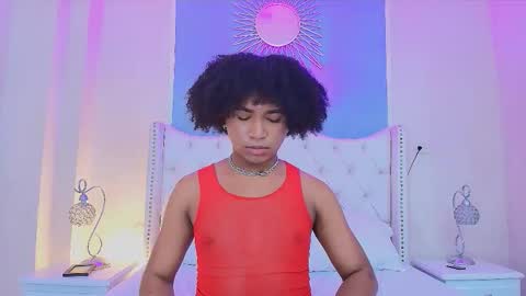 Ambar Colling online show from October 27, 2025, 6:01 pm