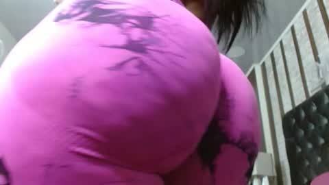 Ambar Jones online show from November 7, 2025, 11:32 am