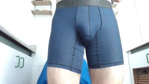 Snapshot of ambar_mds chatting on September 21, 2025, 1:46 pm Sebas online show from September 21, 2025, 1:46 pm