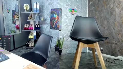 ambar rose2  online show from December 9, 2024, 1:34 pm