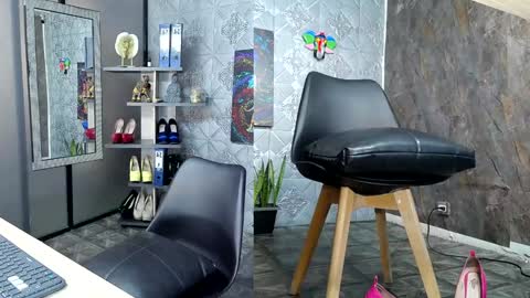 ambar rose2  online show from December 24, 2024, 4:08 pm