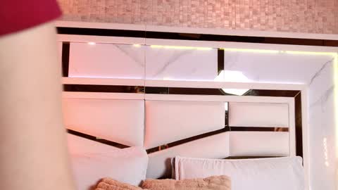 Julieta  online show from October 10, 2025, 11:42 am