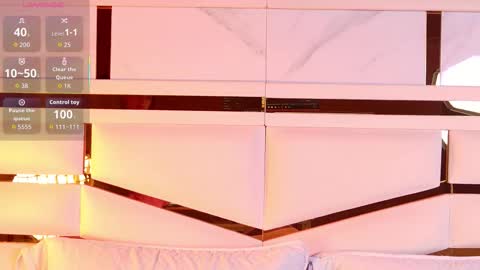 Julieta  online show from November 3, 2025, 11:44 am