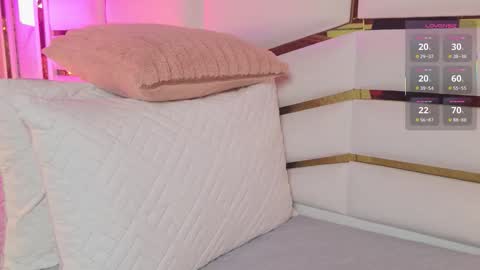 Julieta  online show from November 14, 2025, 11:53 am