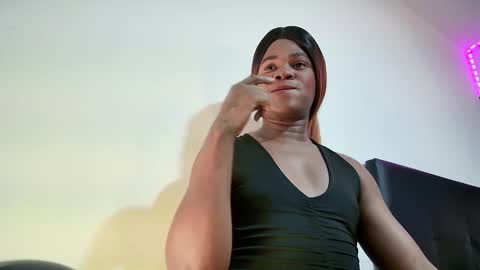 ambargil__ online show from January 30, 2025, 6:54 pm