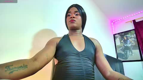 ambargil__ online show from February 21, 2025, 6:04 pm